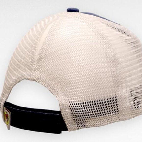 NEW / Buc-ee's Women’s Adjustable Snapback Ponytail Trucker Hat, One Size - Picture 2 of 2